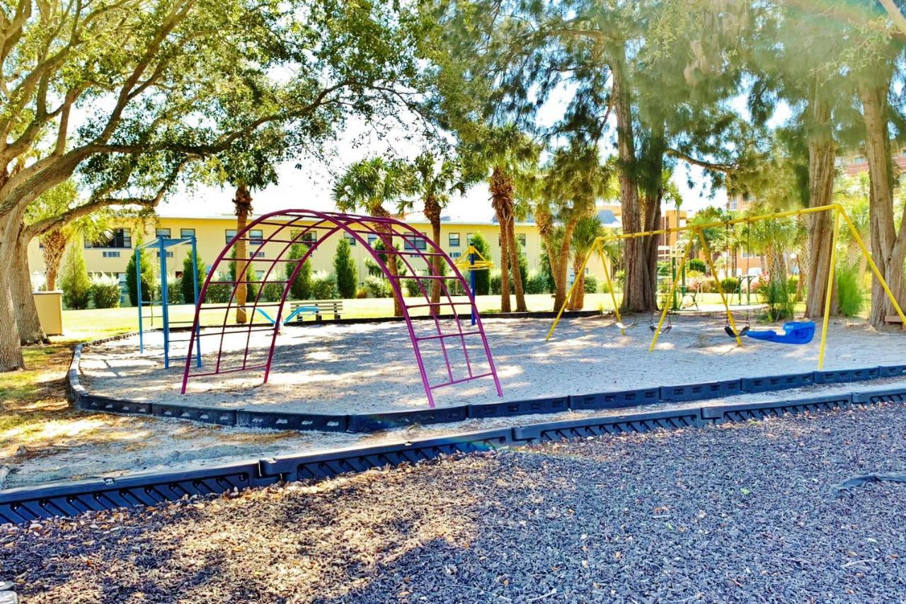 Royal Orleans 111 Daire St. Pete Beach Dış mekan fotoğraf